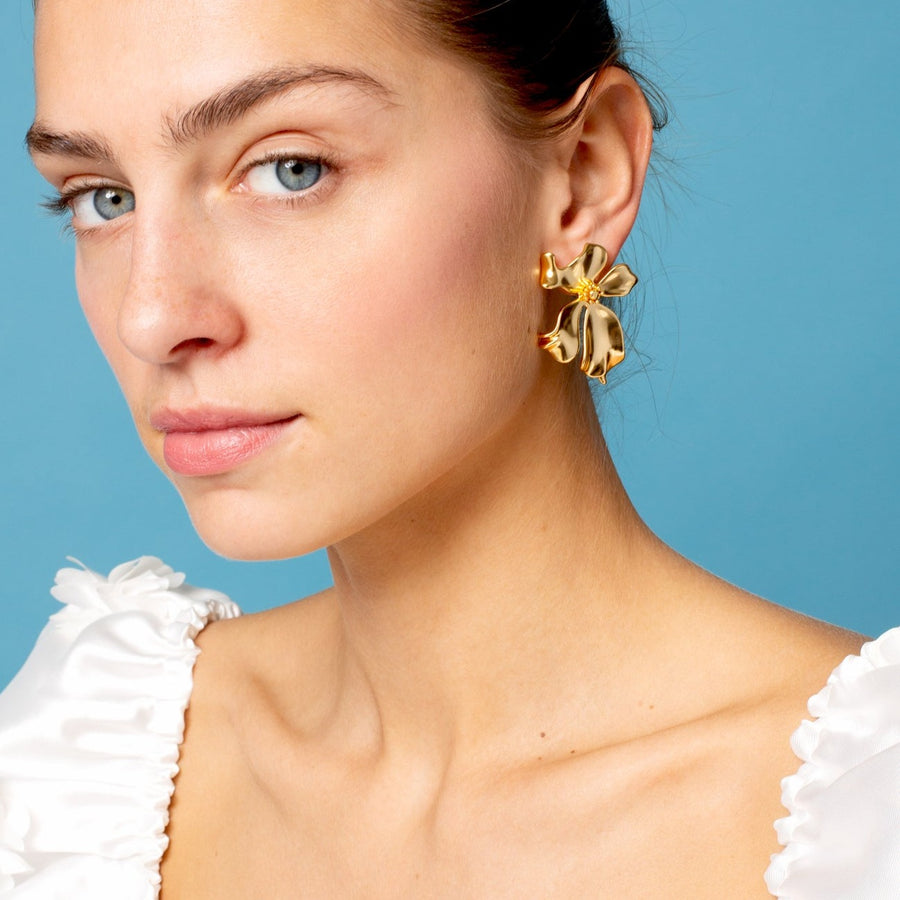 Calla Maxi Fleur Stud Earrings