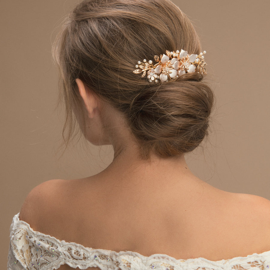 Amaryllis Anemone Blossoms Hair Comb for wedding and updo