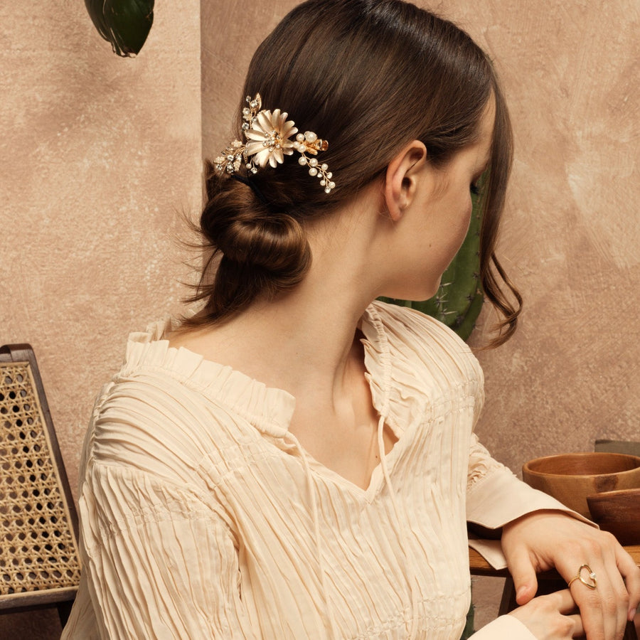 Chrysanthe Blossom Hair Barrette